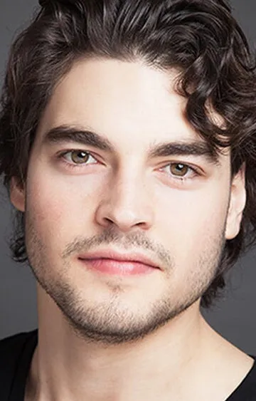 Фотография актёра Акын Акынёзю