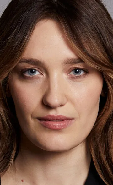 Фотография актёра Тесс Хобрич