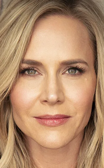 Фотография актёра Джули Бенц