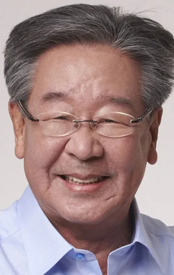 Фотография актёра Чхве Бур-ам