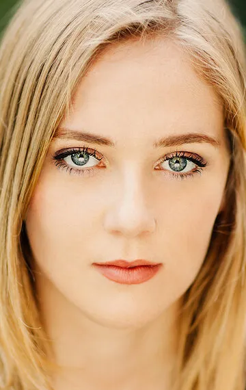 Фотография актёра Ханна Барлоу