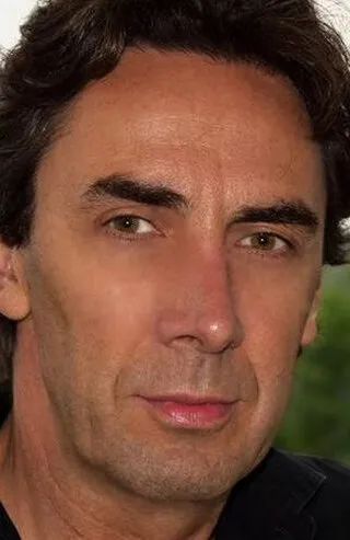 Фотография актёра Стивен Эллиот