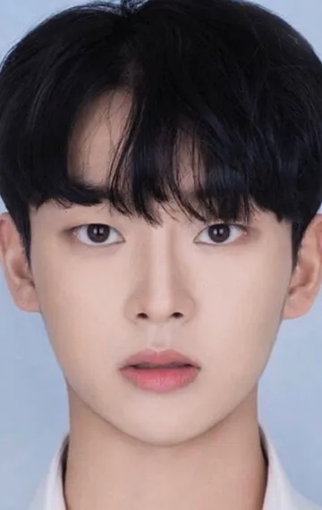 Фотография актёра Чхве Хён-ук