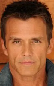 Фотография актёра Скотт Ривз