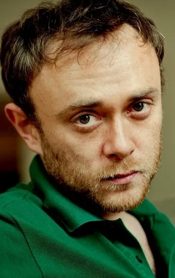 Фотография актёра Тансу Бичер